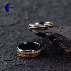 Gentdes Sieraden 4Mm Dome Pijl Houten <span class=keywords><strong>Ring</strong></span> Gewei Whisky Vat Hout Inlay Zwarte Keramische <span class=keywords><strong>Ring</strong></span> Heren Vrouwen Trouwring - Product Image 4