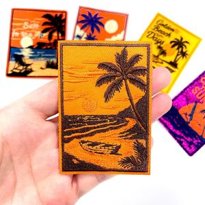 Parche Bordado Termoadhesivo de Estilo Clásico con Paisaje de Playa, Palmeras y Atardecer, para Decorar Sombreros y Abrigos - Product Image 3