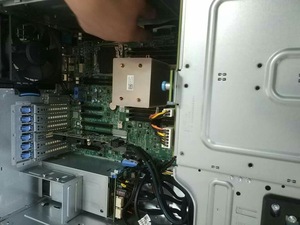 Servidor en Torre PowerEdge T440 8LFF de Doble Socket 5U con 3 Años de Garantía y Disponibilidad en Stock - Product Image 4