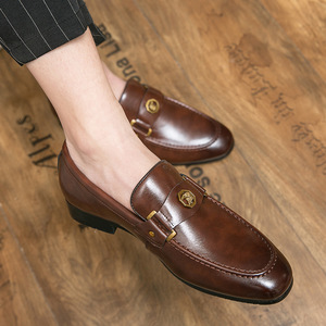 Qualité hommes chaussures habillées ombre mocassins en cuir verni luxe mode sans lacet chaussures de mariage hommes Style Oxford chaussures habillées - Product Image 1