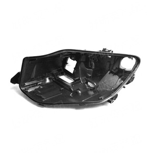 Coque de protection en plastique pour phare arrière Mercedes-Benz GLE W166 W292, côté conducteur gauche et côté passager droit (paire) - Product Image 4