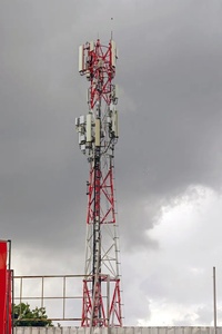 Телекоммуникационная вышка: Трехногая трубчатая вышка из оцинкованной стали для мобильных и антенных систем - Product Image 6