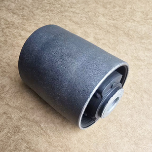 Silentbloc de bras de suspension inférieur avant Toyota 48620-59045 48640-59045 en acier au manganèse résistant à l'usure - Product Image 2