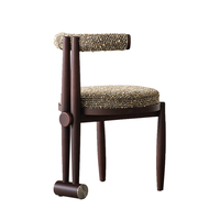 Nouvelles chaises de salle à manger de style chinois moderne, dossier ergonomique, design minimaliste, cadre en bois, coussins en lin pour hôtels et restaurants