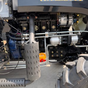 Tractor Agrícola con Certificación Europea, Rendimiento Seguro, Ampliamente Exportado al <span class=keywords><strong>Mercado</strong></span> Agrícola Europeo - Product Image 5