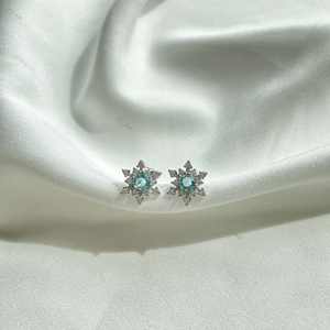 Dylam Wholesale Hypoallergenic 925 Sterling Silver <strong>Frozen</strong> Winter Snowflake <strong>Earrings</strong> Adorned with Aqua Cubic Zirconia for Women - Product Image 3