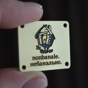 ป้ายโลหะแผ่นโลหะสี่เหลี่ยมแกะสลักโลโก้บริการตัดด้วยเลเซอร์ - Product Image 4