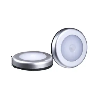 Motion Sensor Night Lamp LED Cabinet Acende sensor de luz noturna para crianças Ímã Wall Lamp