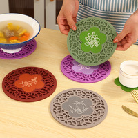A0011 Dessous de plat en silicone au design moderne, résistant à la chaleur, simple, deux-en-un, pour la maison, épaisseur 3 mm