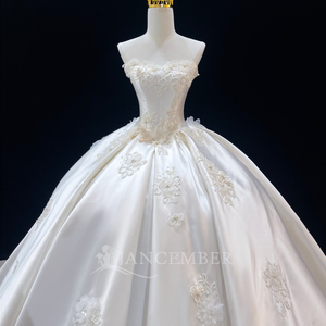 Robes de mariée de bal JFH150 Princess Sweetheart avec fleurs 3D et perles - Product Image 3