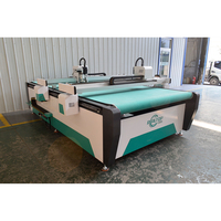 Máquina de Corte CNC de Espuma de Formato Grande Realtop 1625, Cortadora de Cama Plana con Cuchilla Oscilante