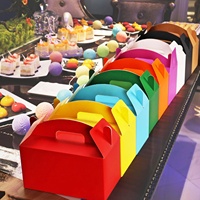 Emballages personnalisables pour mousse, macarons, cupcakes, cadeaux de fête, boîtes à gâteaux portables de couleur arc-en-ciel avec poignée
