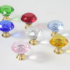 Boutons en verre cristal à trou unique de 30mm de couleur naturelle poignées de placard en forme de diamant pour commode de cuisine chambre à coucher porte d'armoire - Product Image 1