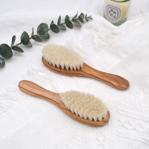 Bé Tóc Bàn Chải Gỗ Xử Lý Và Siêu Mềm Dê Lông Giảm Cradle Cap Với Olive Lược Gỗ Bàn Chải Thiết Lập 6 Trong 1 5-7 Ngày - Product Image 3