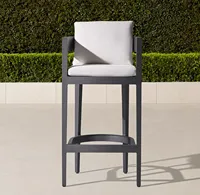 Ensemble de salle à manger d'extérieur moderne de luxe toutes saisons pour patio, jardin, hôtel, plage, avec bar et tabourets de comptoir en aluminium faits à la main, couleur personnalisable