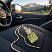 Diffuseur de parfum miniature pour voiture, parfum longue durée, décoration suspendue pour voiture, huile essentielle, parfum pour voiture, désodorisant pour voiture avec couvercle en bois