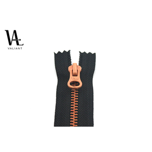 Haute qualité durable en utilisant divers taille personnalisée cuivre tirette émail - Product Image 1