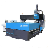 Machine de perçage à structure portique série PD avec pince hydraulique pour le traitement des tôles d'acier