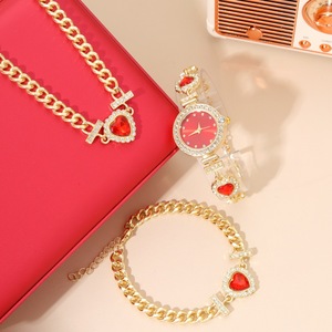 Nouvelle montre en quartz de luxe pour femmes, ensemble de bijoux en or à cinq feuilles de tournesol, ensemble de cinq pièces - Product Image 4
