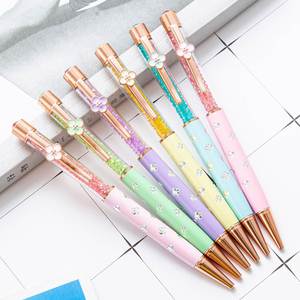 Stylo bille rotatif en métal avec cristaux et diamants créatifs, clip fleur et perle, personnalisable avec logo imprimé pour cadeaux publicitaires, vente en gros - Product Image 5