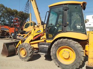 รถขุดตักล้อยาง JCB 3CX มือสอง สภาพดี น้ำหนัก 7.5 ตัน รถขุดตักขนาดเล็ก รถตักหน้าขุดหลัง ยี่ห้อ JCB 3CX ของแท้ ขาย - Product Image 4