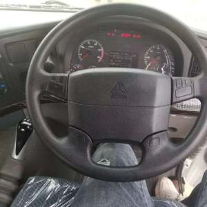Camion tracteur <span class=keywords><strong>d</strong></span>'occasion 6x4, 371 CV, conduite à droite, capacité de <span class=keywords><strong>remorquage</strong></span> 40-50T, poids lourd, pour transport longue distance, <span class=keywords><strong>prix</strong></span> bas - Product Image 2