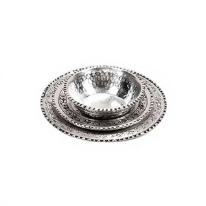 Sous-plat rond en aluminium de designer, couleur argent, pour la maison et l'artisanat, directement du fabricant - Product Image 1