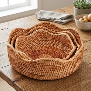 Eco-Friendly Scalloped Edge Autumn Rattan Serving Tray Handcrafted Round Food Platter Hot Sale from Vietnam - Product Image 5