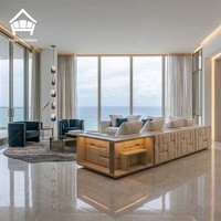 Sofá Seccional Modular Grande de Lujo Italiano con Librero Integrado y Almacenamiento en el Reposabrazos, Muebles para Proyectos de Villas, Sofá Personalizado