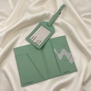 Set de Archivo Personalizado al por Mayor: Cartera de Pasaporte de Cuero Genuino PU, Tarjetero y Etiqueta de Equipaje para Viajes - Product Image 5