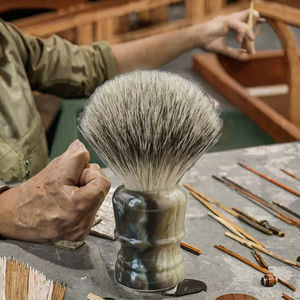 Brocha de Afeitar de Lujo, Hecha a Mano por Artesanos Indios, con Cuerno de Búfalo Auténtico, Ideal para Salón de Belleza o Barbería - Product Image 3