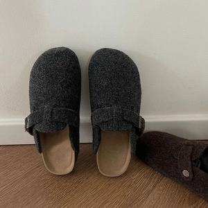 Nuevas Sandalias de Plataforma Unisex para Otoño 2025, Antideslizantes, Transpirables, con Parte Superior de Fieltro Suave, Zuecos Casuales para Mujer - Product Image 5