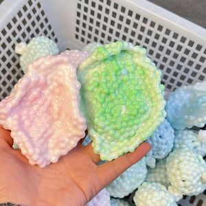 Bolas Antiestrés Hechas a Mano de Goma Moldeable Ultrafina con Sensación de Gelatina, Perfectas para Apretar - Product Image 2