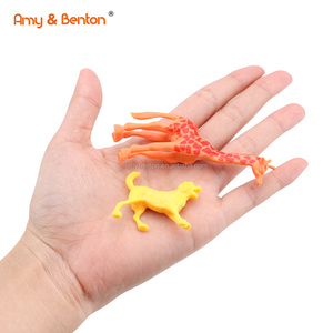 Figuras <span class=keywords><strong>de</strong></span> <span class=keywords><strong>Animales</strong></span> Pequeños, 12 Piezas Surtidas, Mini Juego <span class=keywords><strong>de</strong></span> Juguetes <span class=keywords><strong>de</strong></span> <span class=keywords><strong>Animales</strong></span> <span class=keywords><strong>de</strong></span> Plástico, Modelo <span class=keywords><strong>de</strong></span> Zoológico, Mini <span class=keywords><strong>Animales</strong></span> <span class=keywords><strong>de</strong></span> Plástico <span class=keywords><strong>Realistas</strong></span> para Contenedor Sensorial - Product Image 5