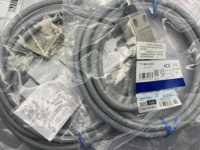 En stock Nouveau interrupteur de fin de course D4C-4324-P D4C-4327-P D4C-2224-P Fournisseur fiable Garantie d'un an