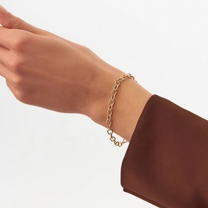 สร้อยข้อมือแบบโซ่ลายวงรี ดีไซน์พิเศษ ชุบทอง 14K ทำจากสแตนเลสสตีล เครื่องประดับแฟชั่นสำหรับผู้หญิง - Product Image 6