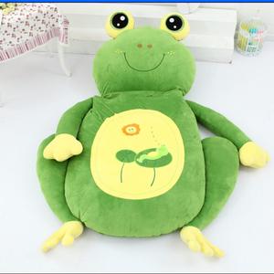 Cama de felpa suave de rana bonita de gran oferta con forma de animal de dibujos animados con relleno de algodón PP Servicio OEM para niños y adultos - Product Image 2
