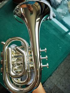 Trompeta <span class=keywords><strong>de</strong></span> bolsillo <span class=keywords><strong>de</strong></span> pistón <span class=keywords><strong>de</strong></span> llave C chapada en plata, laca <span class=keywords><strong>de</strong></span> oro <span class=keywords><strong>de</strong></span> alta calidad (JPTC-210) - Product Image 4