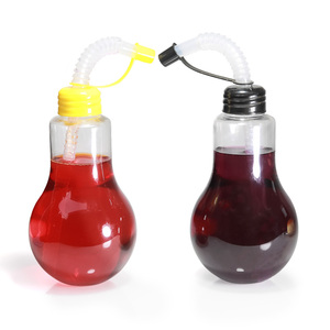 Gobelet de fête en plastique en forme d'ampoule 16oz avec paille, en PET jetable, couleur personnalisée, logo personnalisé, vente en gros - Product Image 3