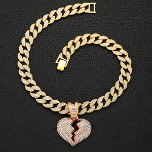 Ciondolo a Cuore Spezzato Dorato con Diamanti e Catena Cubana per Streetwear Hip Hop e Gioielli Regalo per Coppie - Product Image 6