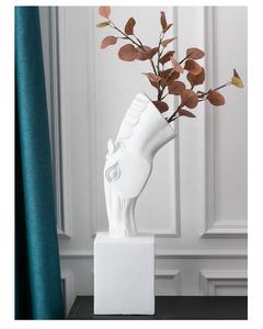 Jarrón decorativo con forma de Animal, adorno de cabeza de caballo para habitación, flores de resina, nuevo diseño - Product Image 5