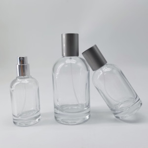 Oem Bán Buôn Tùy Chỉnh Refillable <span class=keywords><strong>30Ml</strong></span> 50Ml 100Ml Xách Tay Rỗng Phun Thủy Tinh Tròn 50Ml Rõ Ràng Chai Nước Hoa Với Nắp Nhựa - Product Image 1