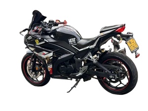 มอเตอร์ไซค์กีฬา <span class=keywords><strong>Kawasaki</strong></span> Ninja250 มือสอง 250 ซีซี กำลัง 23.5 กิโลวัตต์ ความเร็วสูงสุด 180 กม./ชม. คุ้มค่า ประหยัดน้ำมัน เหมาะสำหรับมือใหม่ ขับขี่ในเมือง - Product Image 3