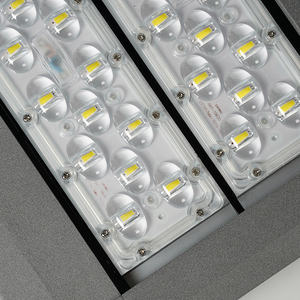 Vente chaude En Plein Air Étanche Ip66 Moulage Sous Pression En Aluminium Réverbères 50w 100w 150w 200w 250w Projet Led Réverbère - Product Image 6