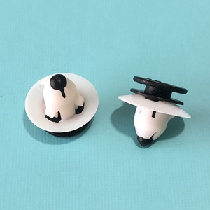 Volvo <b>Car</b> <b>Clip</b> 30653441 For C70 XC60 XC70 XC90 Floor Tray Trunk Trim Fastener - Product Image 1
