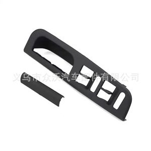 Clásicos Jetta, Bora y Golf 4: Manijas interiores de puerta, reposabrazos de panel de puerta y manijas de cierre de puerta. - Product Image 4
