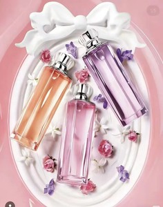 Nuevo Perfume Atractivo Morado-Rosa de 30 ml con una Fragancia Duradera y Rica a Rosas para Mujer - Exquisito Empaque en Caja de Regalo - Product Image 4