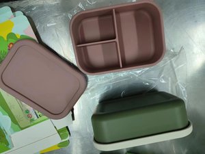 2025 logotipo personalizado horno seguro Lancheira <span class=keywords><strong>Caja</strong></span> De Bento Cake Sushi Box silicona 3 compartimentos Bento Lunch Box Set para adultos chico - Product Image 5