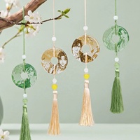 Vente en gros de pendentifs en jade authentiques Tianguan Cifu Qinse Liuguang avec boucle de sécurité en acrylique, boîte mystère et ornements officiels Hua Lian à pompons