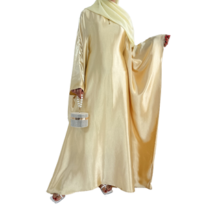 Abaya élégante en satin lisse pour femme, imprimée au sérigraphie, à manches papillon, longueur ras du sol, collection mode islamique 2026 - Product Image 1